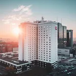فندق Ibis Centrum بوزنان