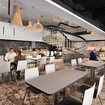Ibis Centrum Hotel 3*