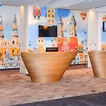 Ibis Centrum فندق بوزنان