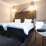 Ibis Centrum بوزنان