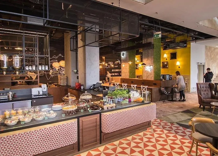 Ibis Centrum מלון 3*