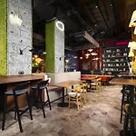 מלון Ibis Centrum 3*