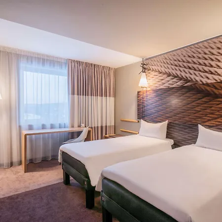 Ibis Centrum فندق 3*