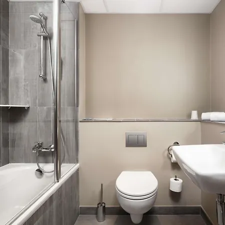 Ibis Centrum 3* 포즈난
