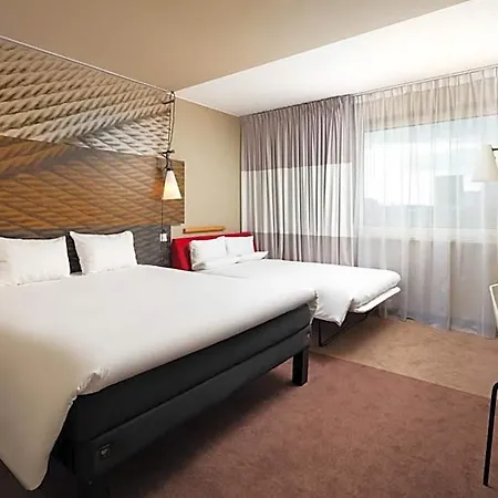 Ibis Centrum 3* Познань